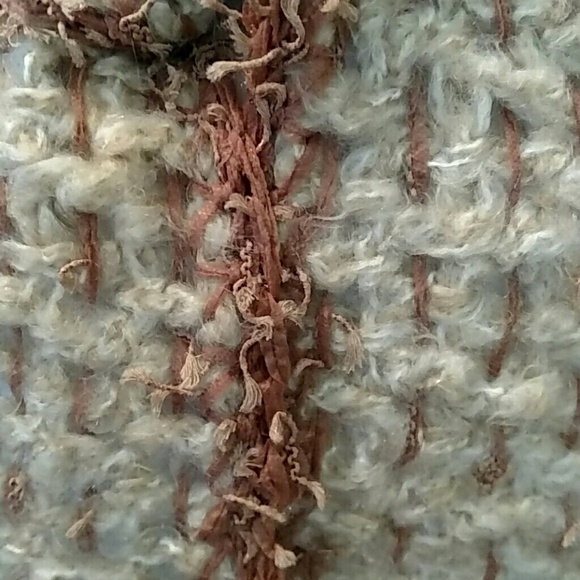 Hand Crafted Soft Knit Scarf Wrap Rust And Cream Fringe Bottom Fall Winter New - Picture 5 of 6